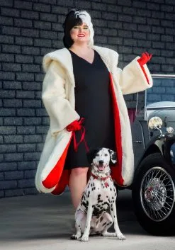 Fun Costumes Cruella De Vil Coat Costume For Plus Size Women From Disney's 101 Dalmatians -Disney Costumes Sales plus size womens deluxe cruella de vil costume alt 2